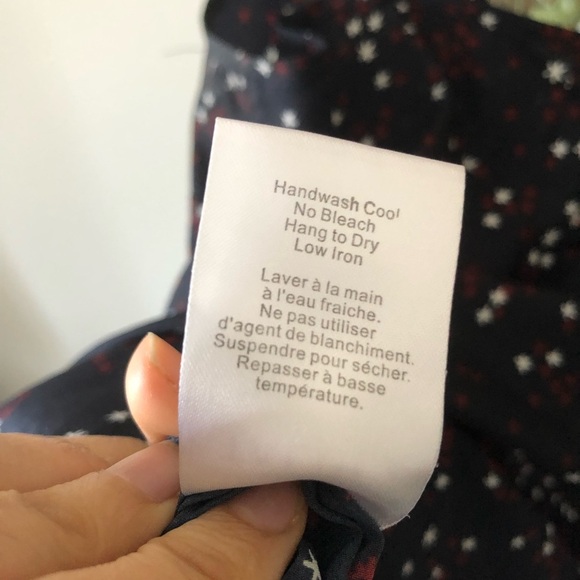 Talula Aritzia Navy Blue Flower Camisole tank - Picture 5 of 11